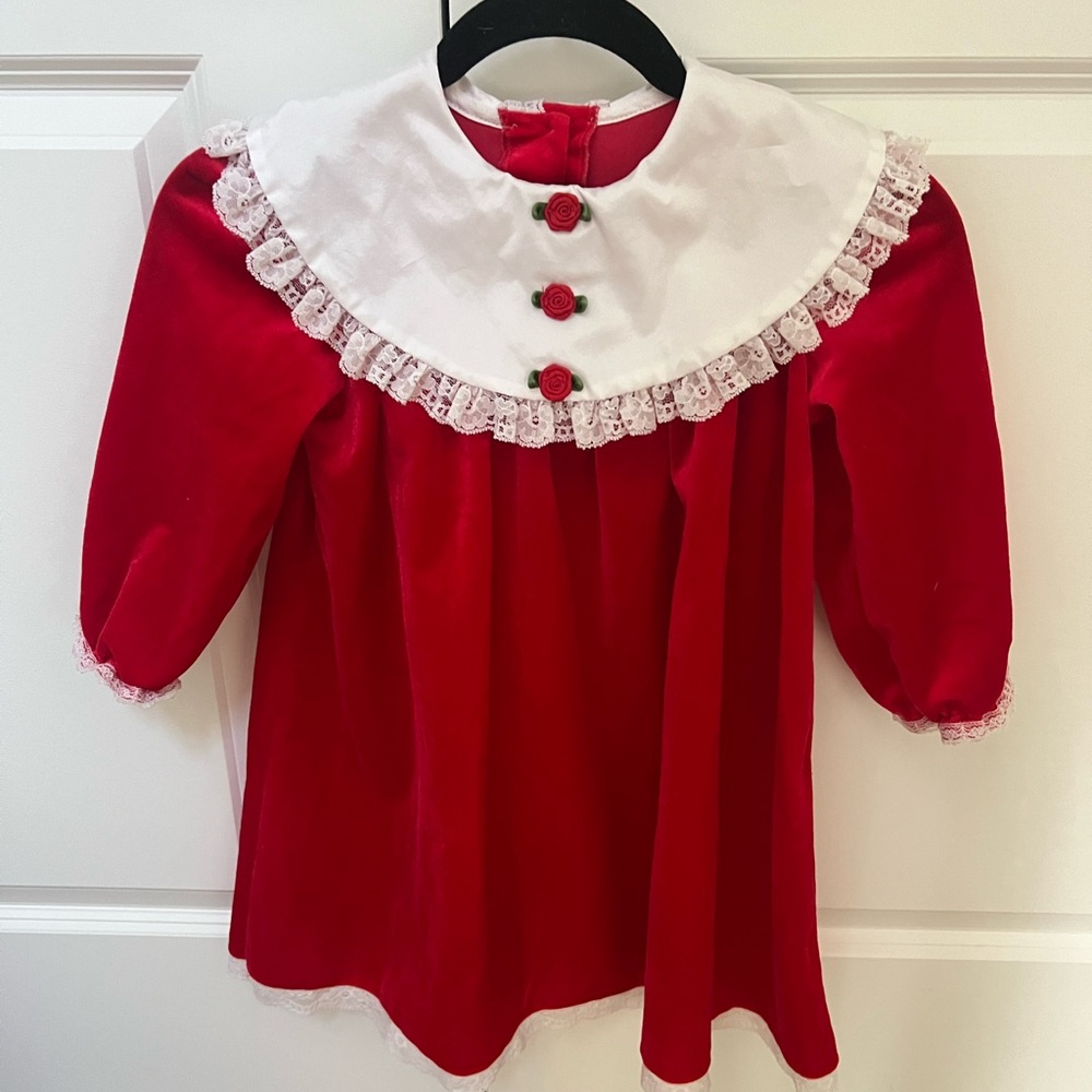 VINTAGE Girl’s Red Velvet Dress with White Lace Collar